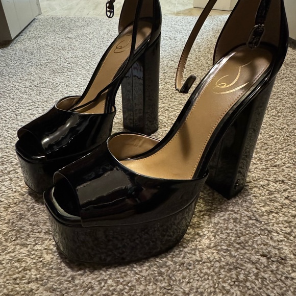 Sam Edelman Black Patent Platform Heels - Picture 1 of 4